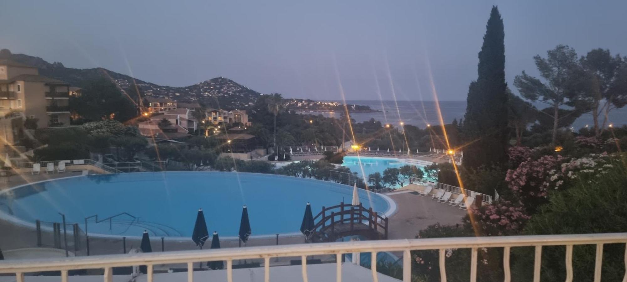 Agay Cap Esterel Le Hameau F2 Clim Plein Sud Dernier Etage Magnifique Vue Mer Saint-Raphaël Exterior foto